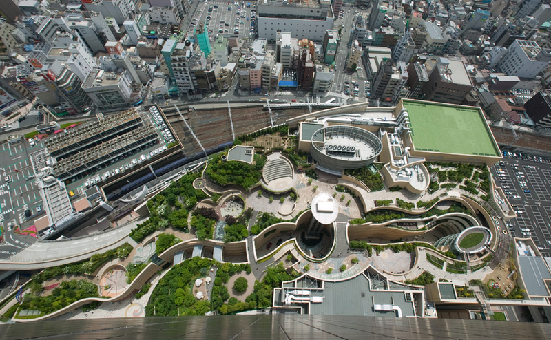 Illustration for article titled Here Are Some Of The Strangest and Most Artistic Rooftops In The World